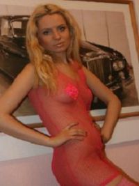 Escort Viviana in Surrey